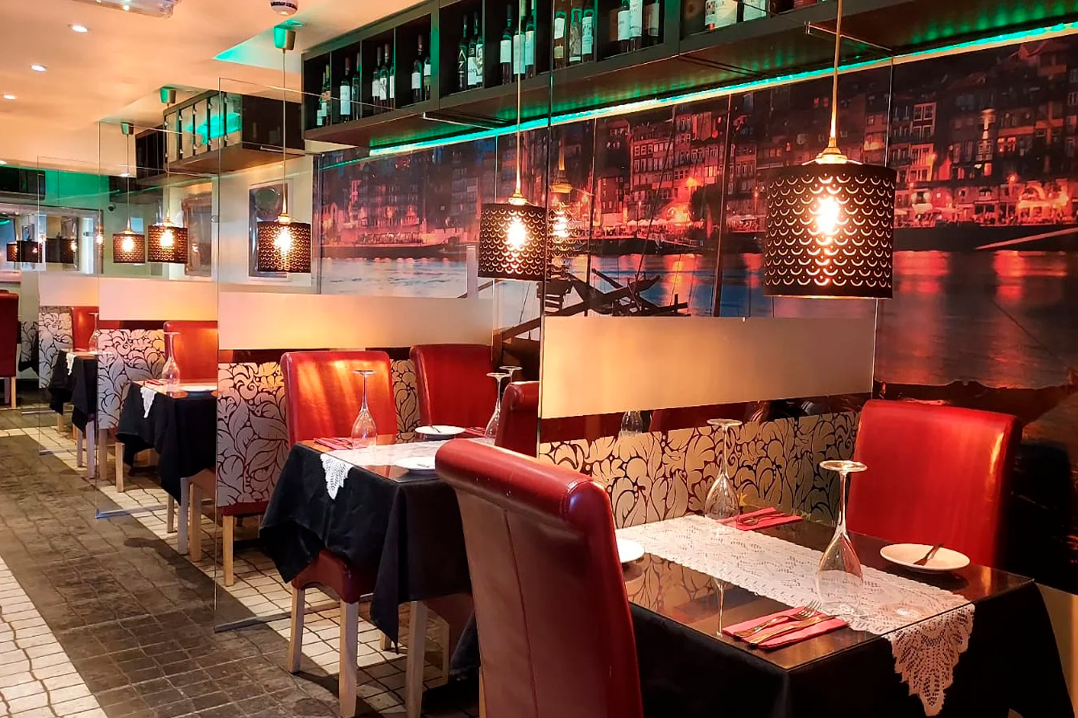 The-Portuguese-Bar-&-Restaurant_newquay_clubbing-1536x1024