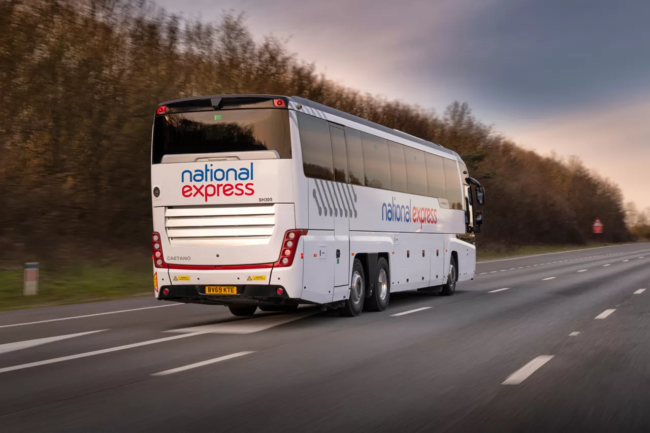 HOW-TO-GET-TO-_Newquay-VIA-bUS